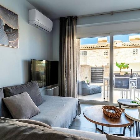 Zefyros Suite , Seafront Retreat ! Pánormos Eksteriør billede
