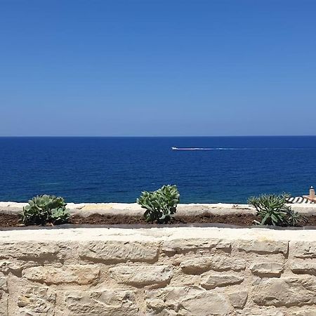 Zefyros Suite , Seafront Retreat ! Pánormos Eksteriør billede