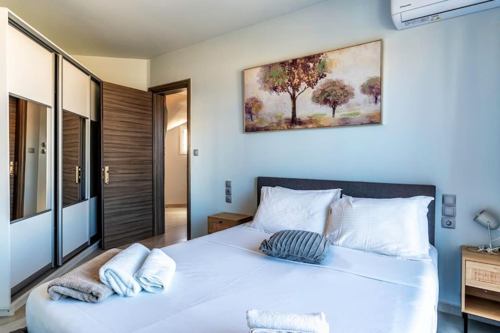 Zefyros Suite , Seafront Retreat ! Pánormos Eksteriør billede