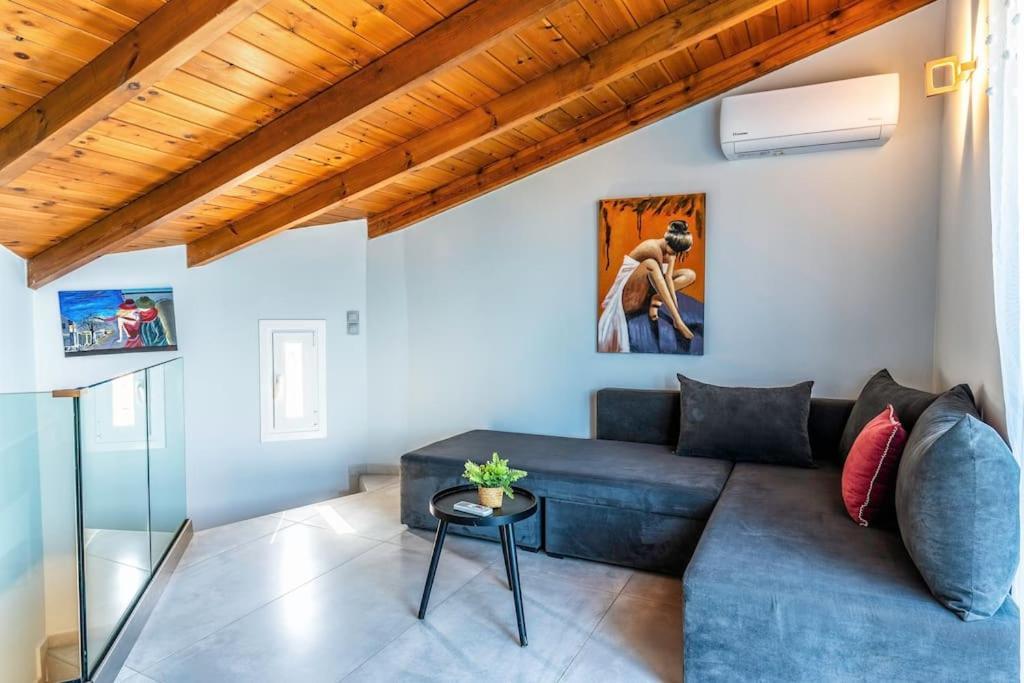 Zefyros Suite , Seafront Retreat ! Pánormos Eksteriør billede